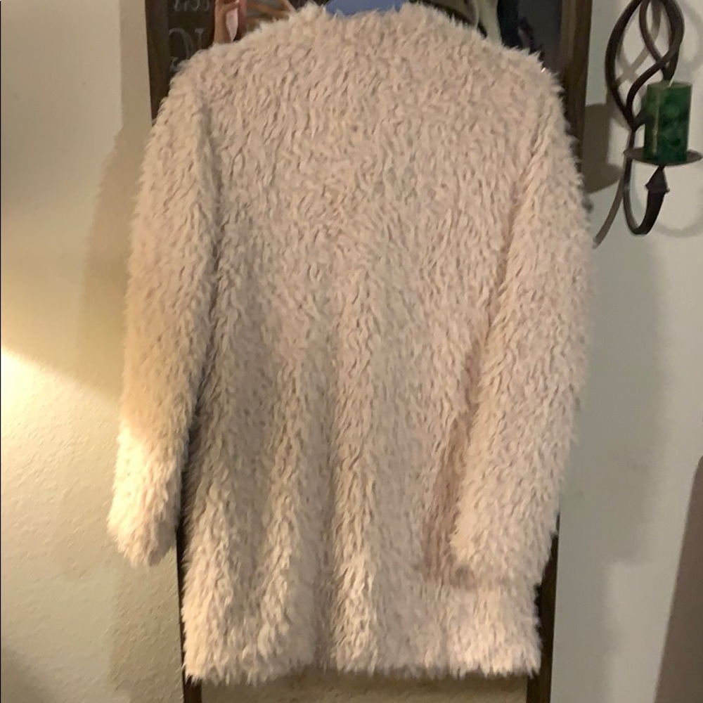 BB Dakota Faux Fur Coat - Picture 4 of 4